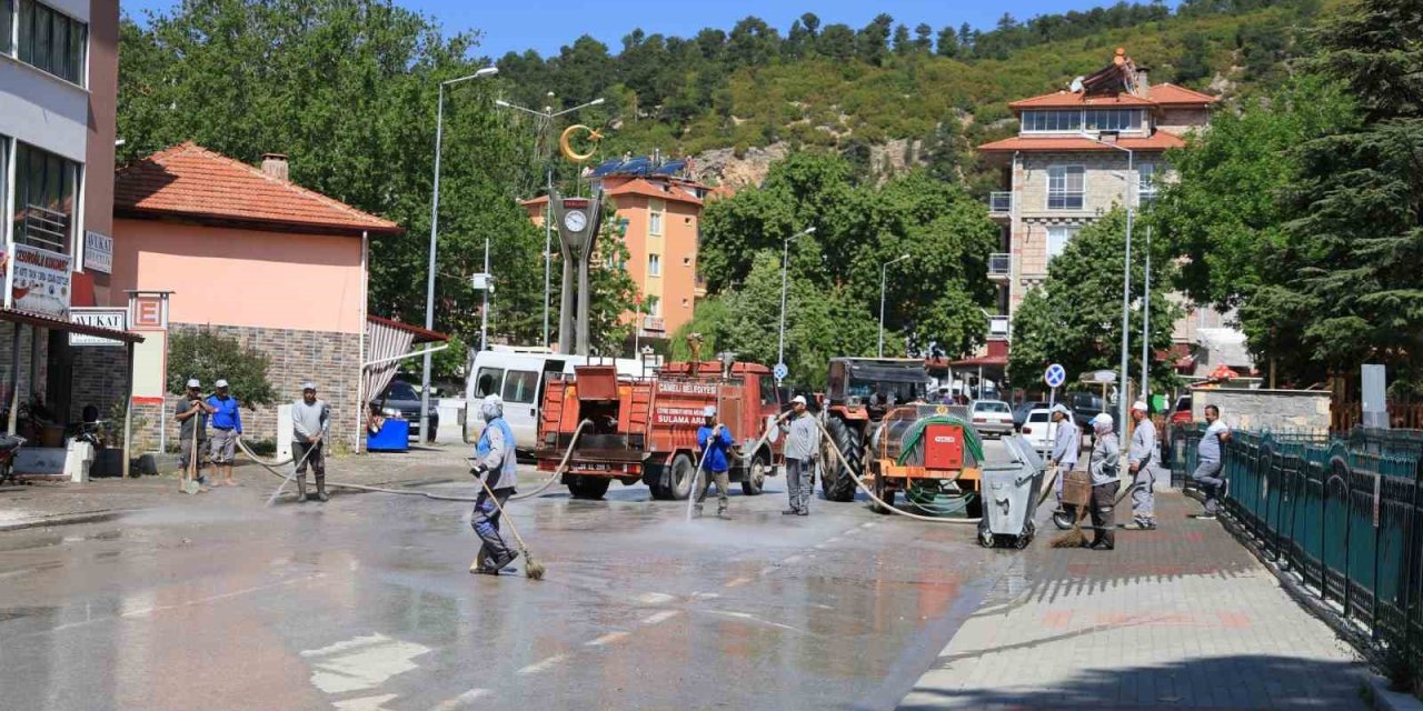 Çameli’nde Kurban Bayramı temizliği başladı