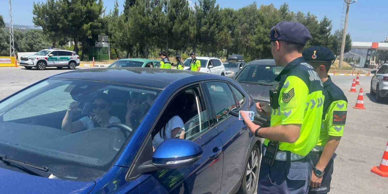Aydın jandarması bayram trafiğine karşı teyakkuzda