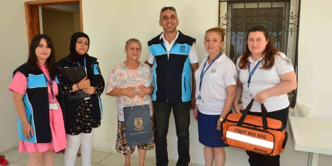 Bodrum Belediyesi, yaşlı çınarları unutmadı