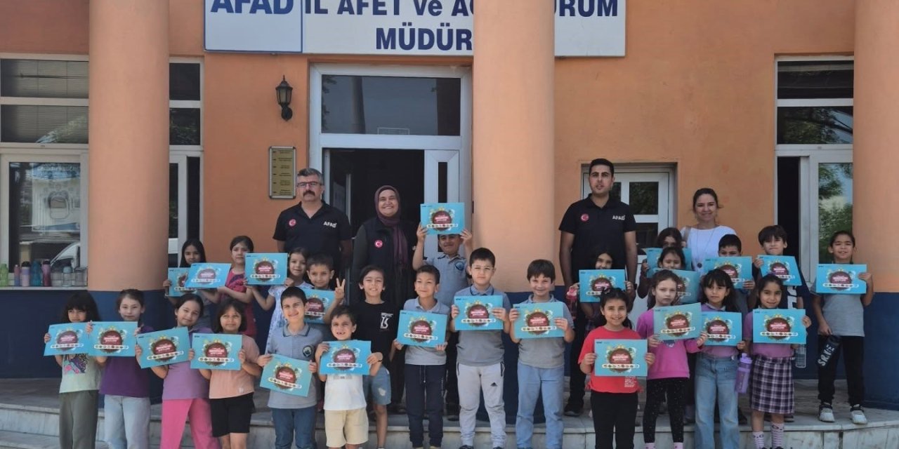 AFAD Aydın İl Müdürlüğü minik öğrencileri ağırladı