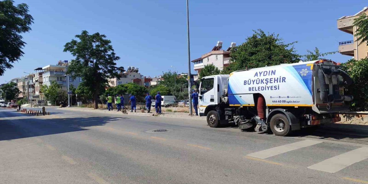 Başkan Çerçioğlu’nun çalışmaları ile Kuşadası ve Didim pırıl pırıl oluyor