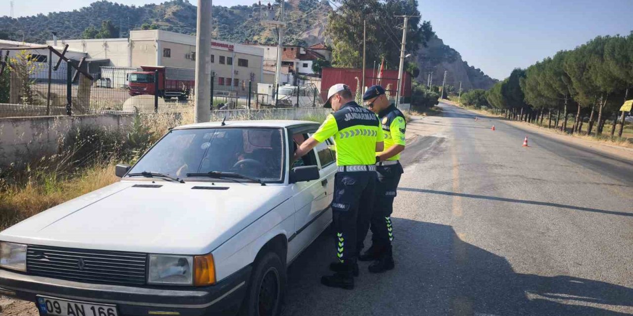 Köşk’te 201 araç sorgulandı