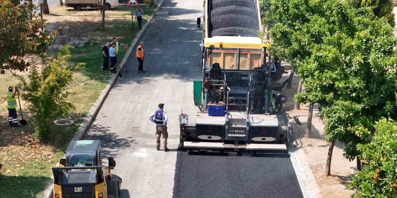 Büyükşehir’in yol çalışmaları devam ediyor