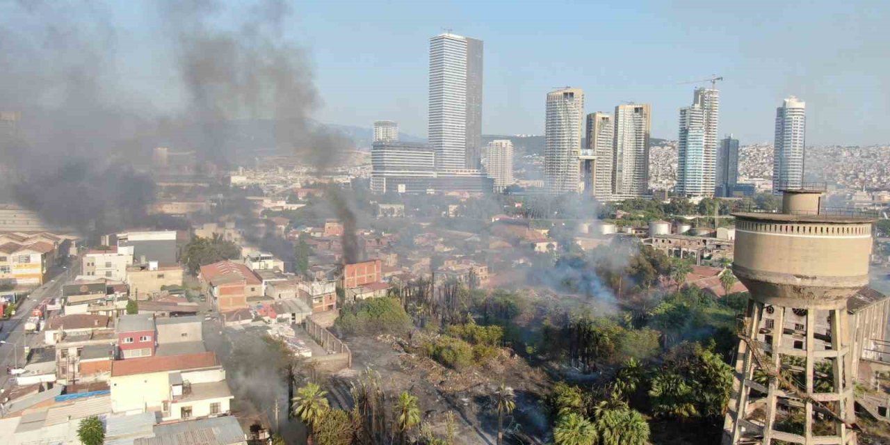 İzmir’deki yangın kontrol altına alındı