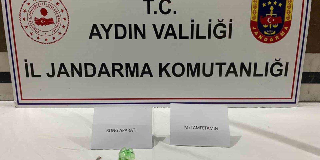 Şüpheli hareketleri ele verdi, uyuşturucuyla yakalandı