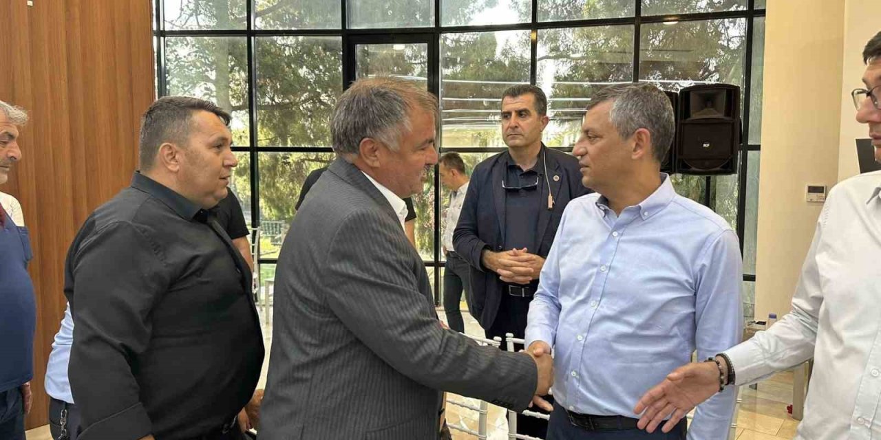 Başkan Pütün’den CHP lideri Özel ve Zeyrek ailesine taziye ziyareti