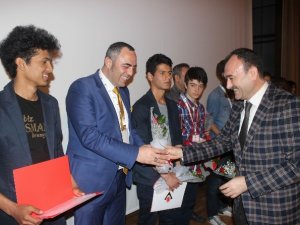 TÜBİTAK Ortaöğretim Araştırma Projeleri Yarışmasında Dereceye Giren Öğrencilere Ödülleri Verildi