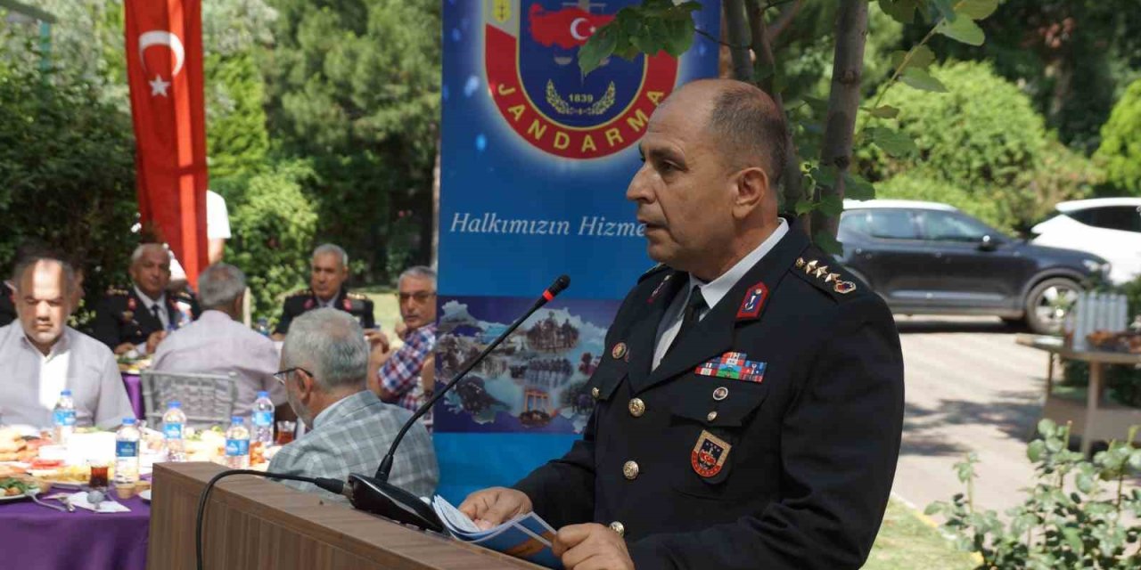 Jandarma, şehit aileleri ve gazilerle anlamlı etkinlikte buluştu