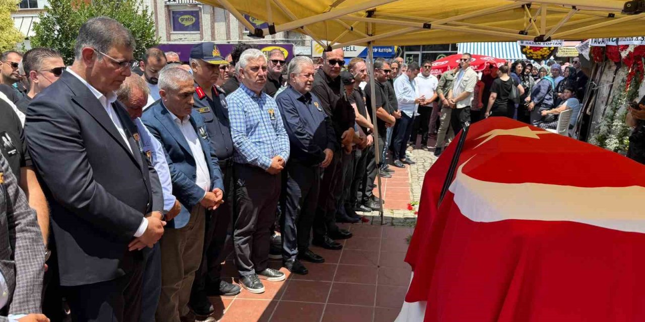 İzmir esnaf camiası Salih Yiyitalp’i Kaybetti