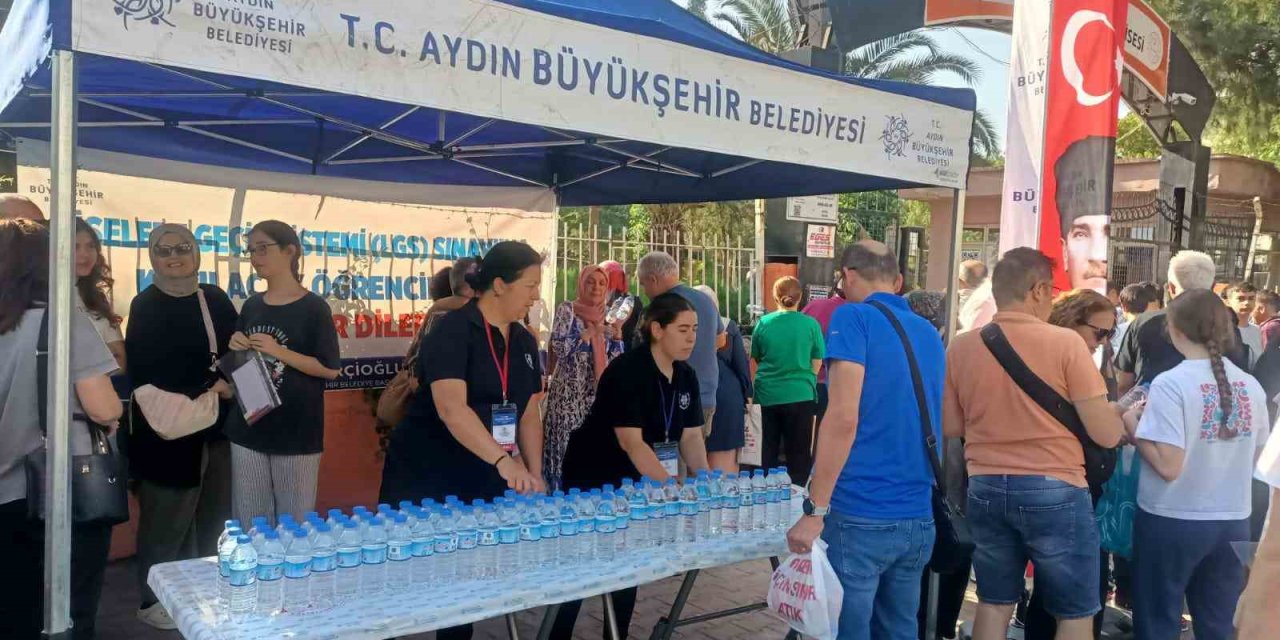 Büyükşehir, sınava giren öğrencileri unutmadı