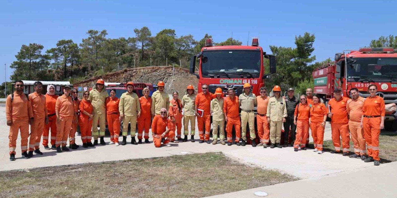 Fethiye’de orman yangını gönüllüleri ile toplantı yapıldı