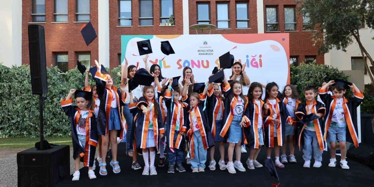 Minik Ekonomililer’in ‘mezuniyet’ heyecanı
