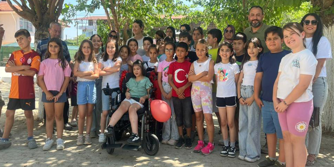 Minik yüreklerden büyük destek: Harçlıklarıyla akülü sandalye aldılar
