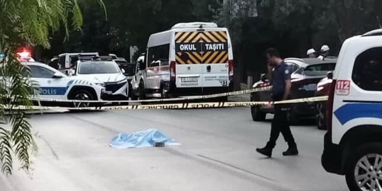 İzmir’de korkunç olay: Yola yatan kadının üzerinden 2 araba geçti
