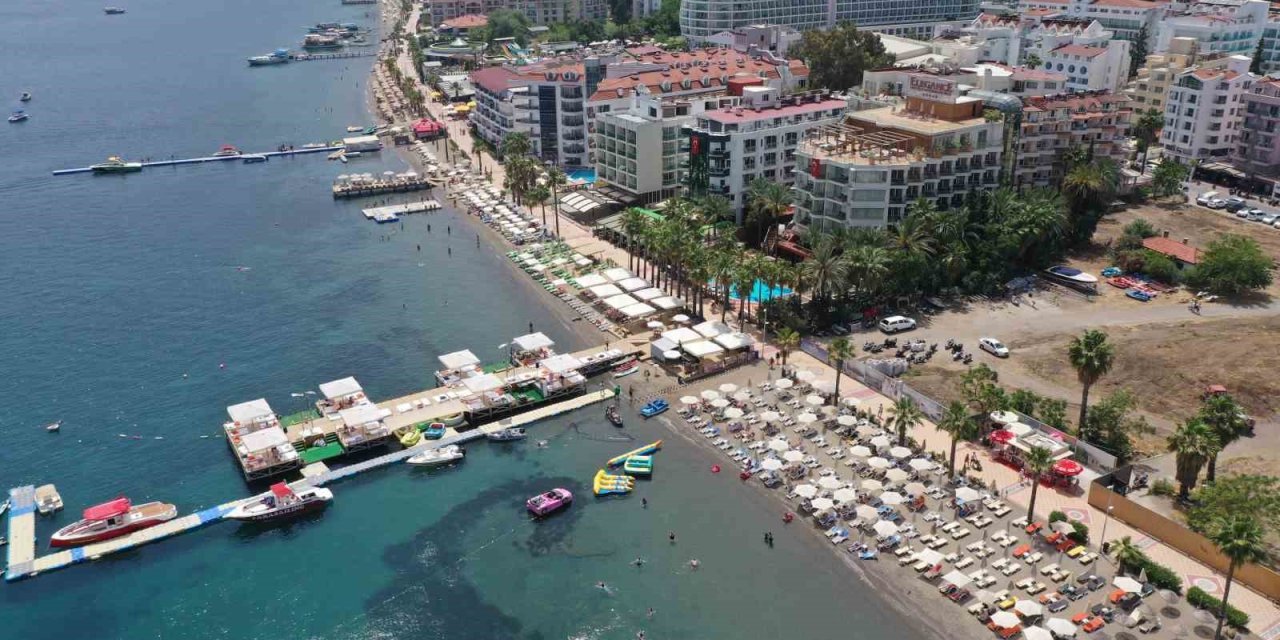 Turizmciler ve tatilciler ’ Marmaris sadece gece hayatından ve o görüntülerden ibaret değil’