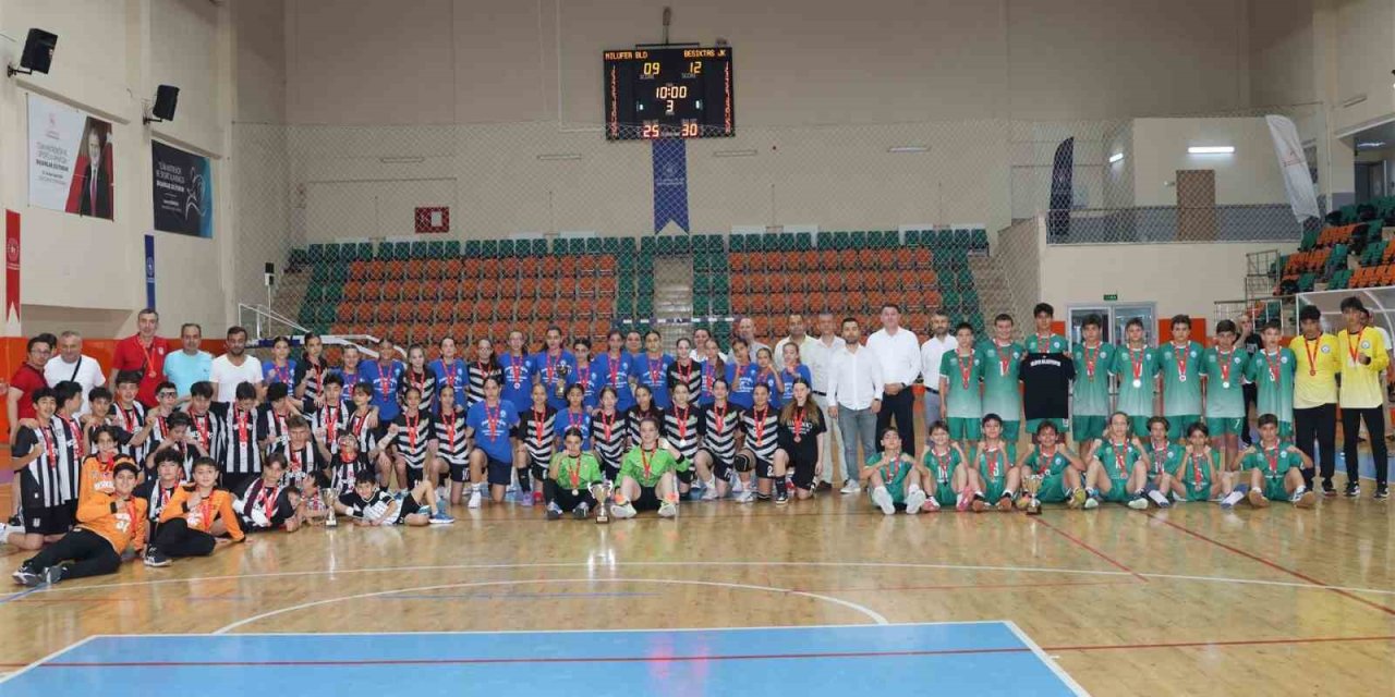 Aydın’da Minikler Kız-Erkek Hentbol Türkiye Şampiyonası tamamlandı