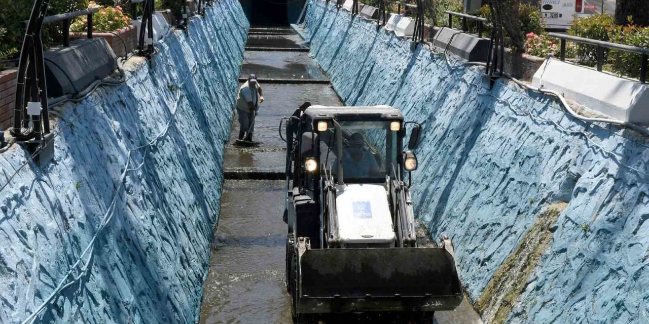 Damlacık Deresi’nde detaylı temizlik çalışması