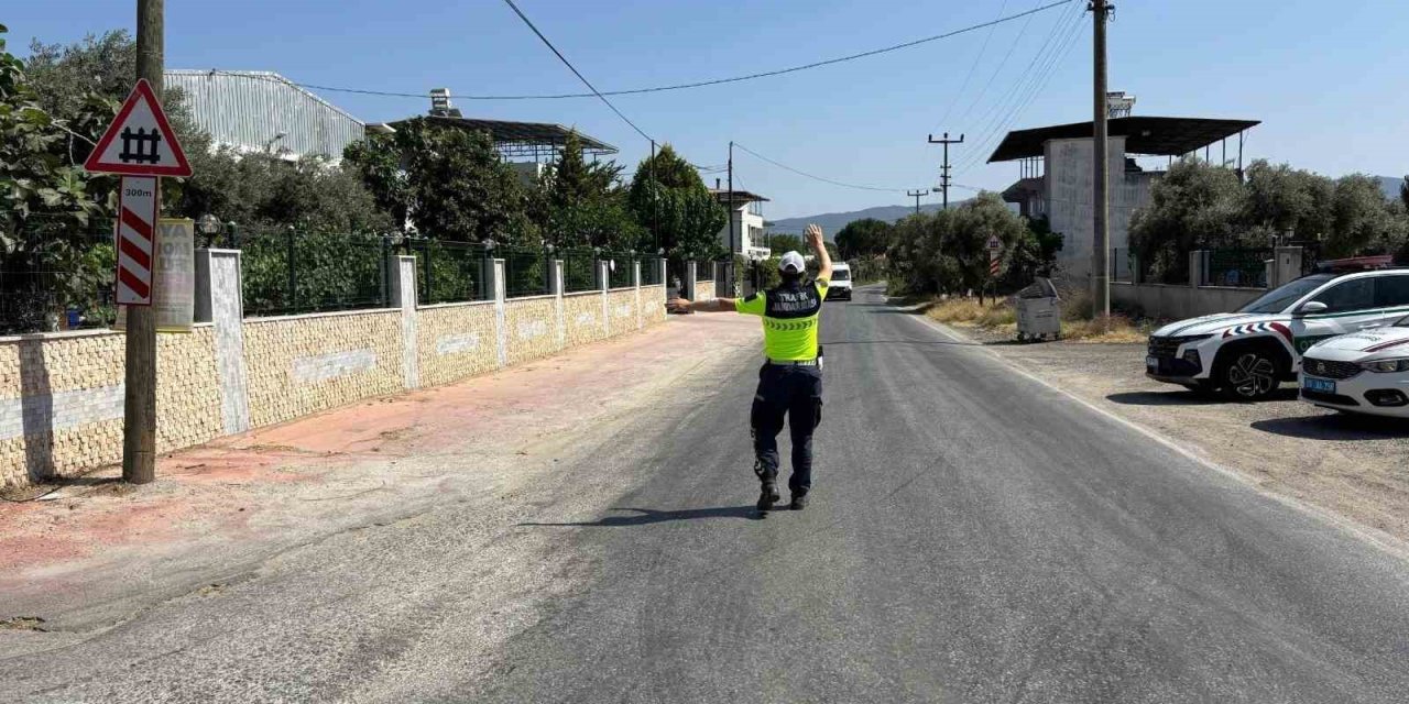 Kurallara uymayan sürücüller cezada kaçamadı
