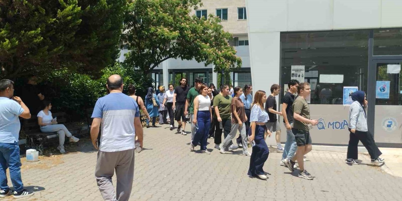 TYT sona erdi, adaylar sınav deneyimlerini paylaştı