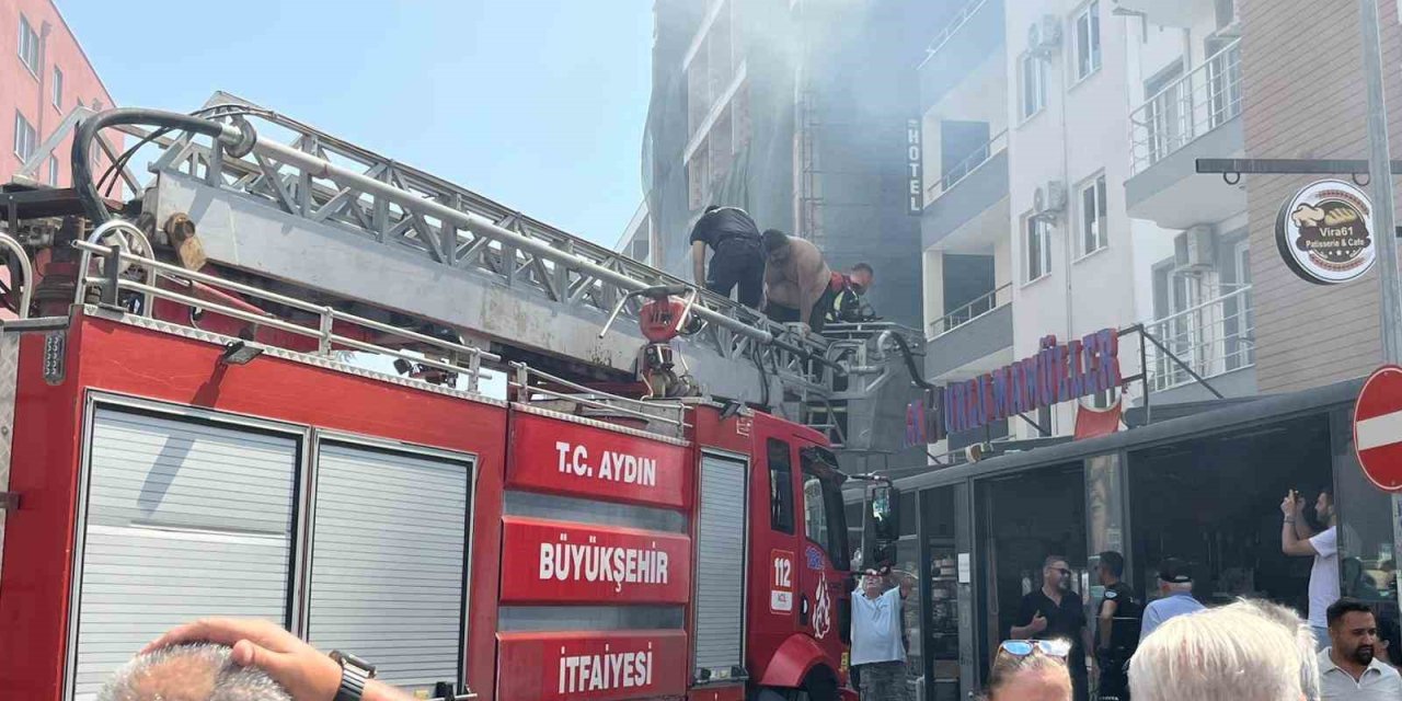 Kuşadası’nda yangın paniği