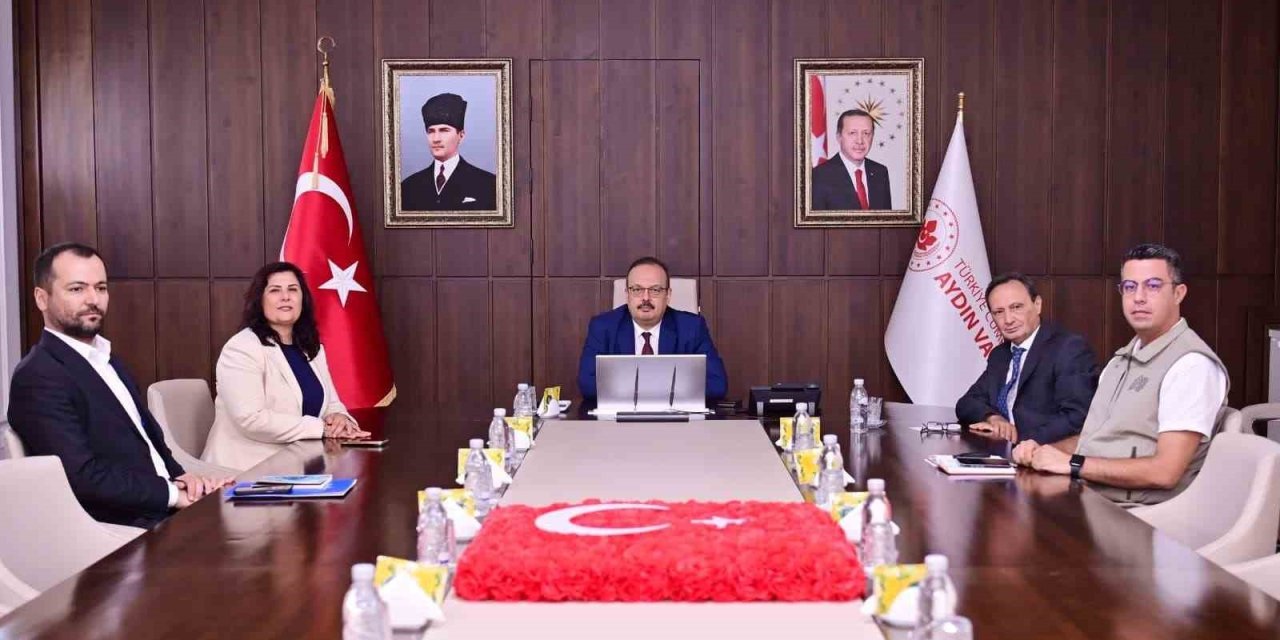 Aydın’da sahipsiz sokak hayvanları için değerlendirme toplantısı düzenlendi