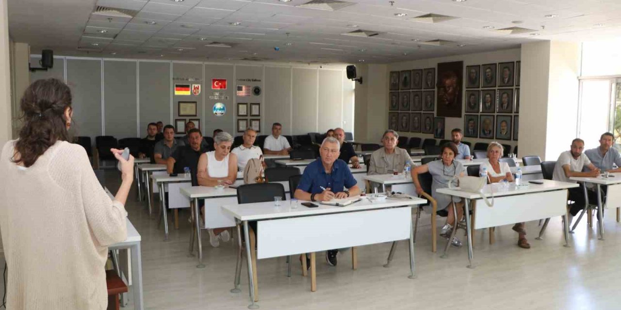 Söke Belediyesi’nden turizm işletmelerine yönelik ‘Sosyal Medya Eğitimi’