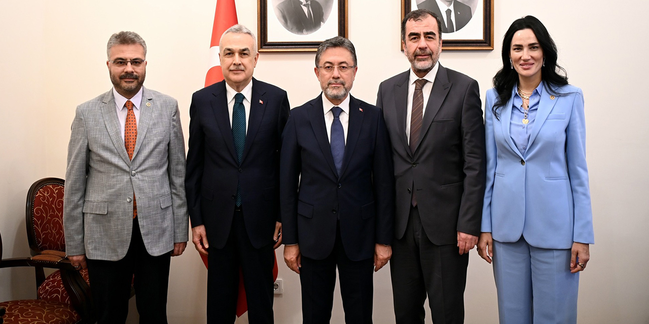 AK Parti Aydın heyetinden Bakan Yumaklı’ya ziyaret