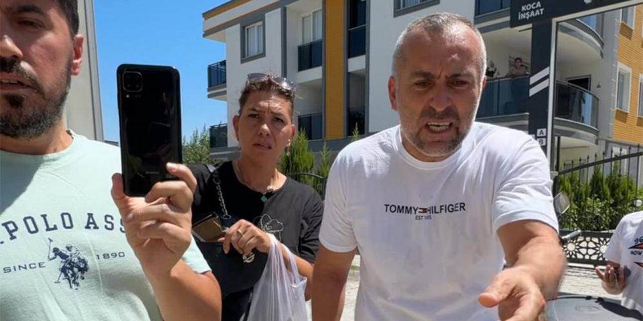 Habere giden gazeteciler haber oldu: Polisin gözü önünde gazeteciler gaspa uğradı