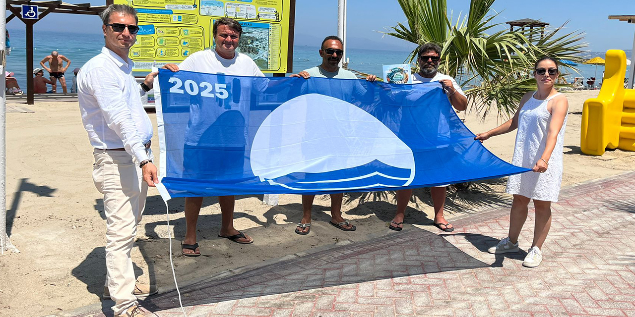 Kuşadası plajları 25 Mavi Bayrakla taçlandı