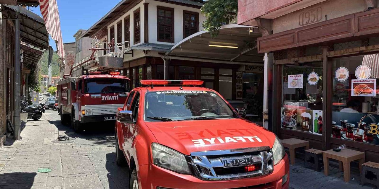 Muğla’da baca yangını korkuttu