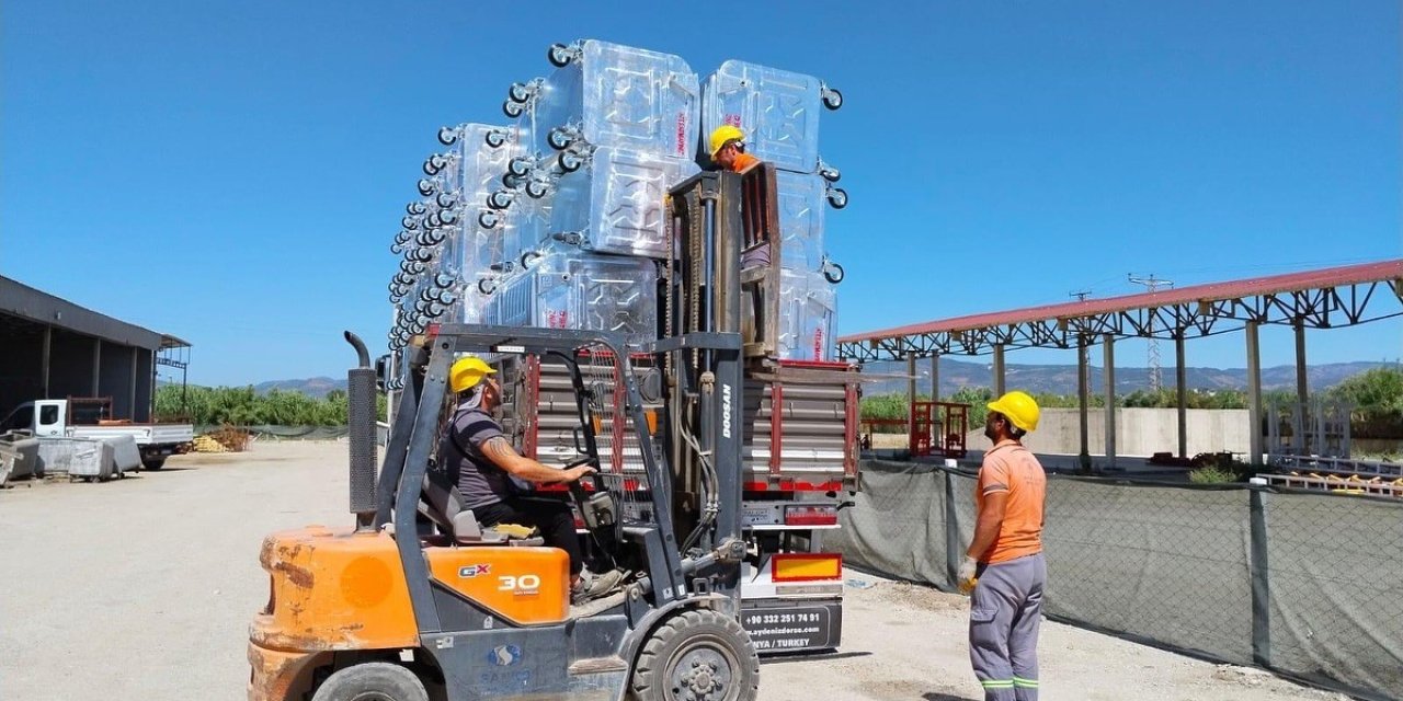 Germencik’e 100 yeni çöp konteyneri