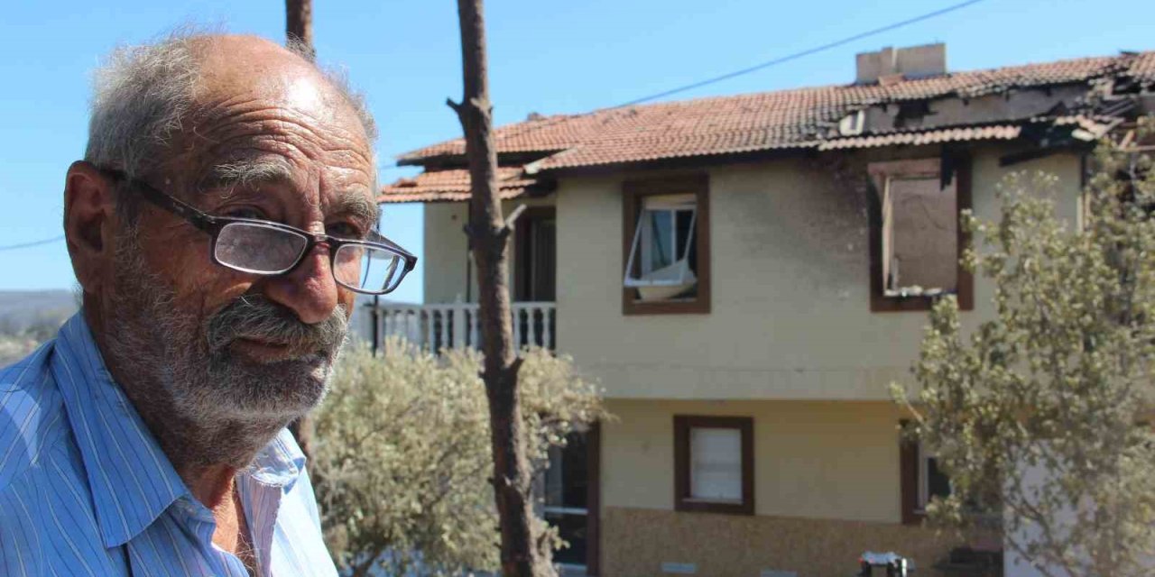 Çeşme’deki yangın hem doğal yaşamı hem kültürel mirası tehdit ediyor