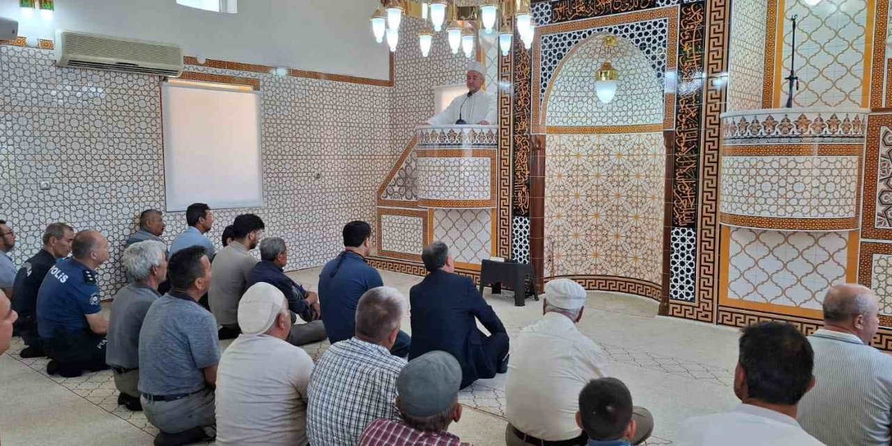 Belen Camii dualarla yeniden ibadete açıldı