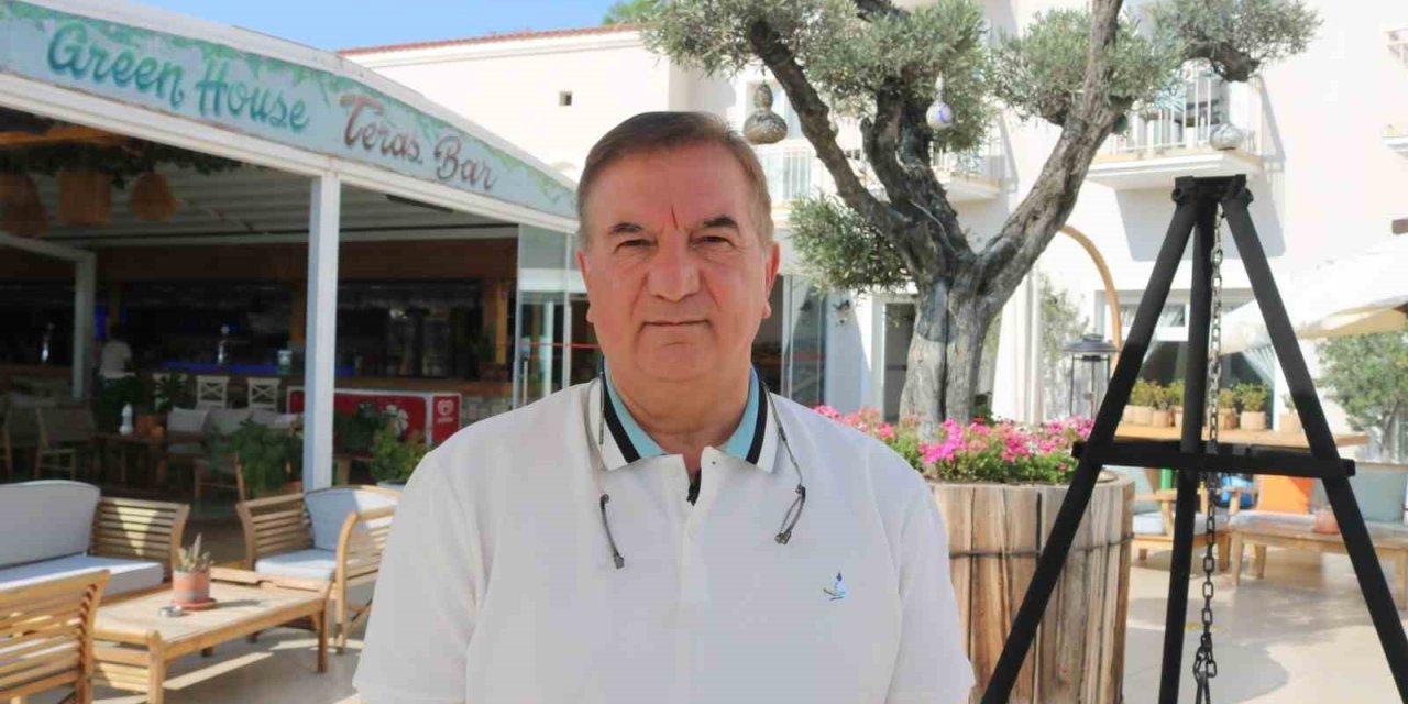 Ege’deki yangınlar turizmi de yaktı