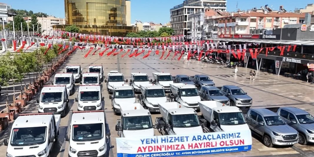 Aydın Büyükşehir Belediyesi’nden Bozdoğan’a hizmet aracı desteği