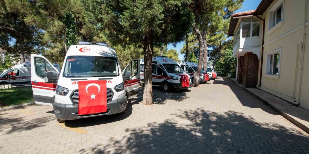 Muğla’ya 4 yeni ambulans tahsis edildi