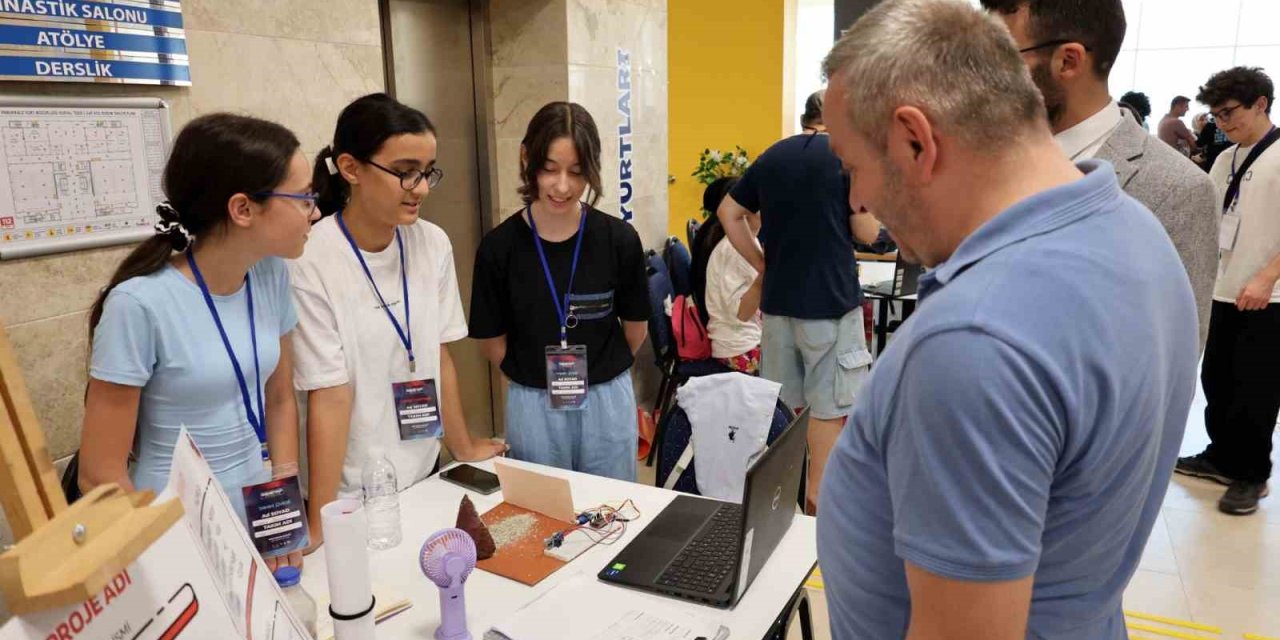 Deneyap Teknoloji Atölyesinde proje şenliği yapıldı