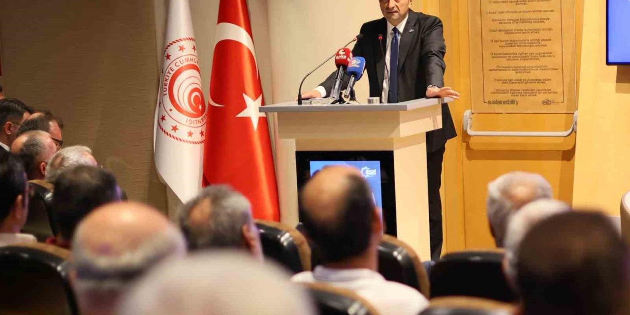 Salıcı’dan ayakkabı sektörüne dönüşüm çağrısı
