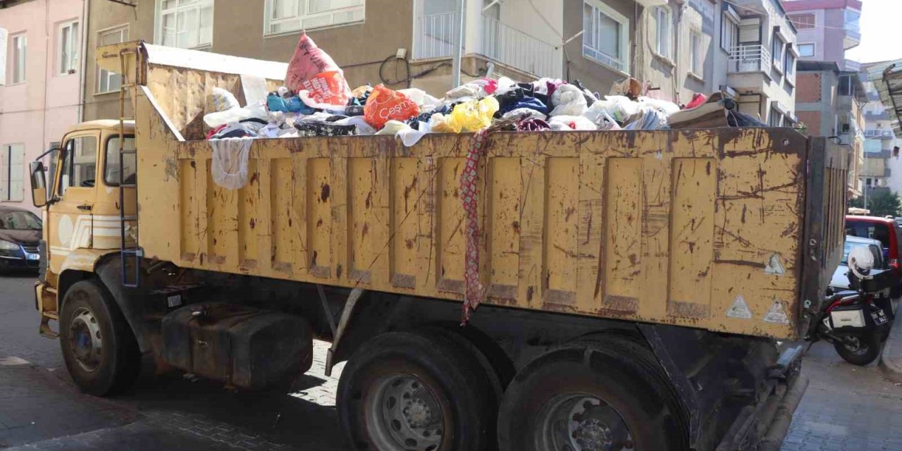 Nazilli Belediyesi’nden çöp eve müdahale