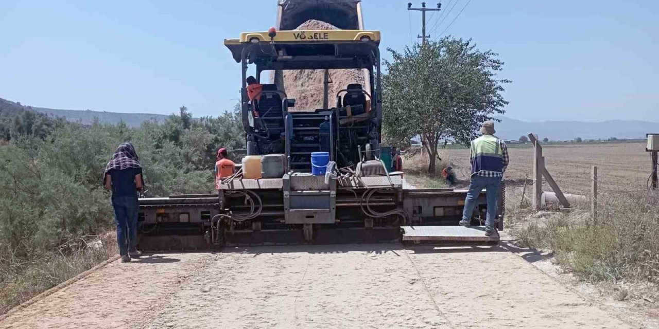 Büyükşehir’den Milas’ta yol yenileme çalışması
