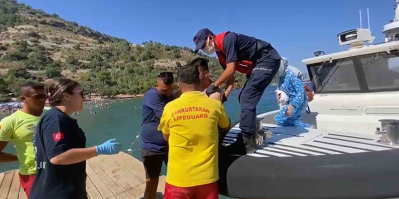 Dalaman açıklarında teknede yaralanan vatandaşın tıbbi tahliyesi gerçekleştirildi