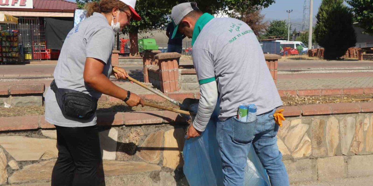 Nazilli Belediyesi tarihi Gıdı Gıdı yolunu temizledi