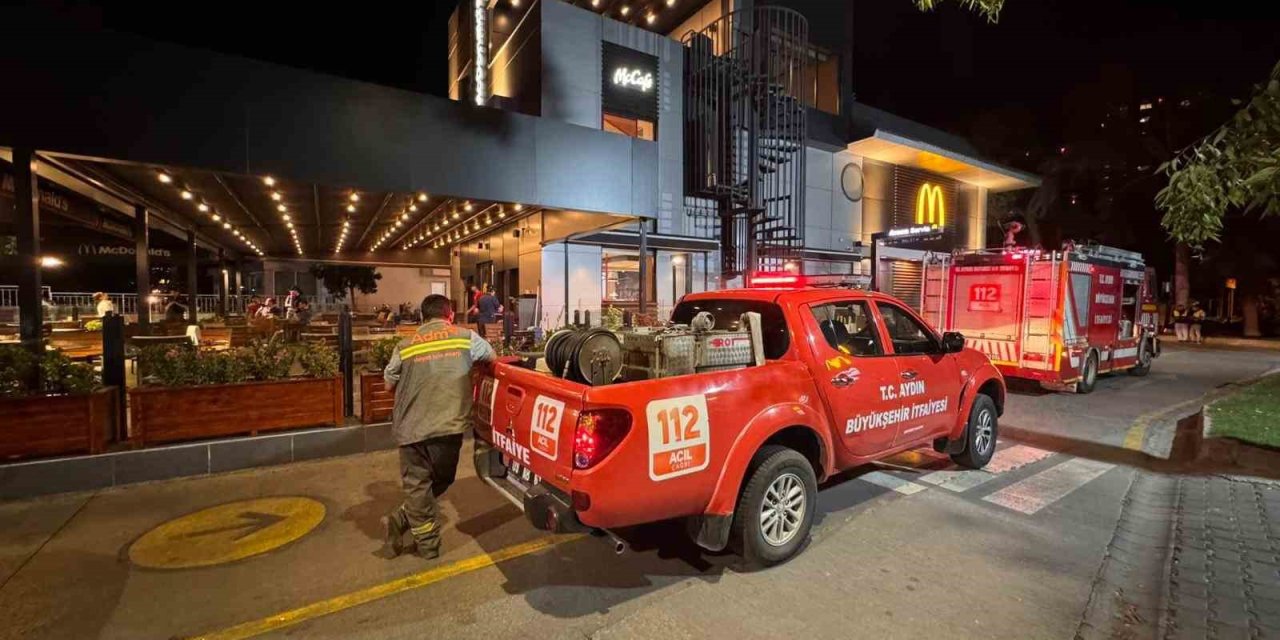 Mc Donald’s’da yangın paniği