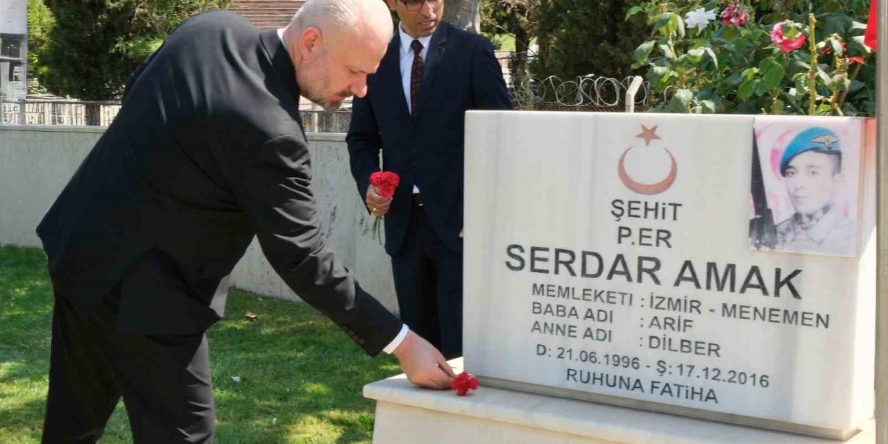 15 Temmuz şehitleri Menemen’de törenle anıldı