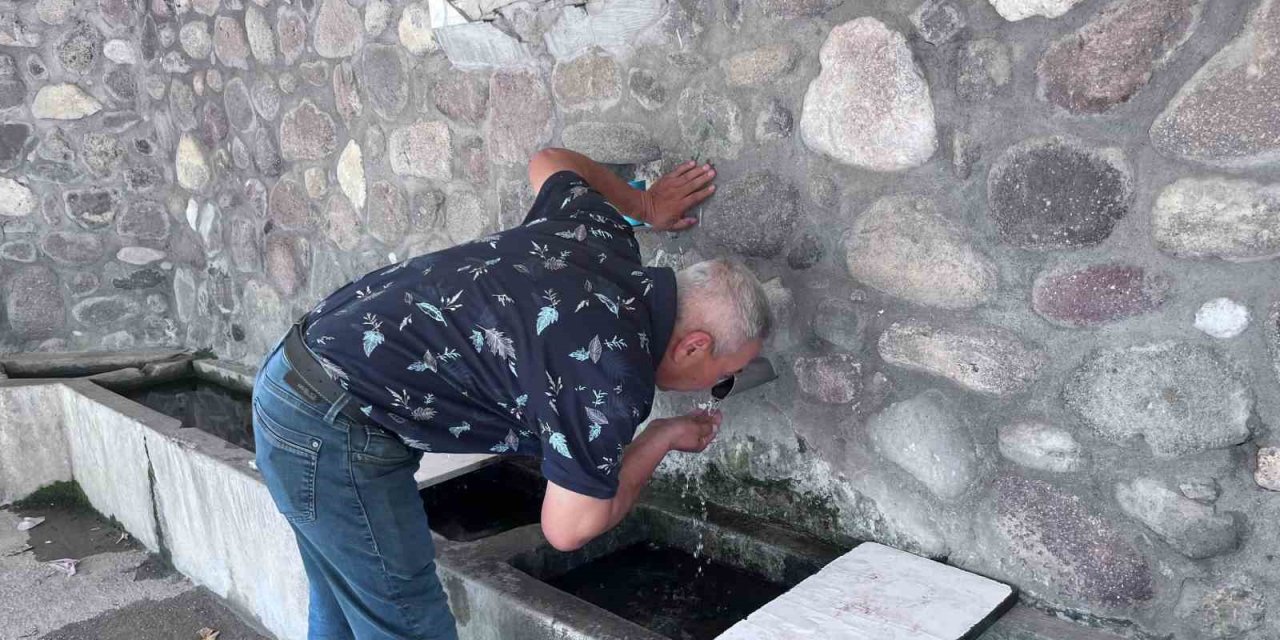 İzmir Bornova’da vatandaş aylardır içme suyuna hasret