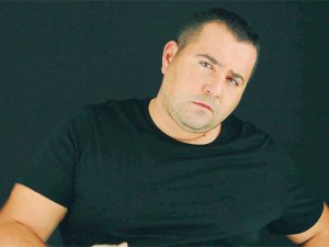 Ata Demirel Film Çekimlerinin Ardından Bodrum’a Kaçtı