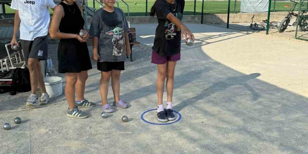 Ula’da minikler bocce ile tanıştı