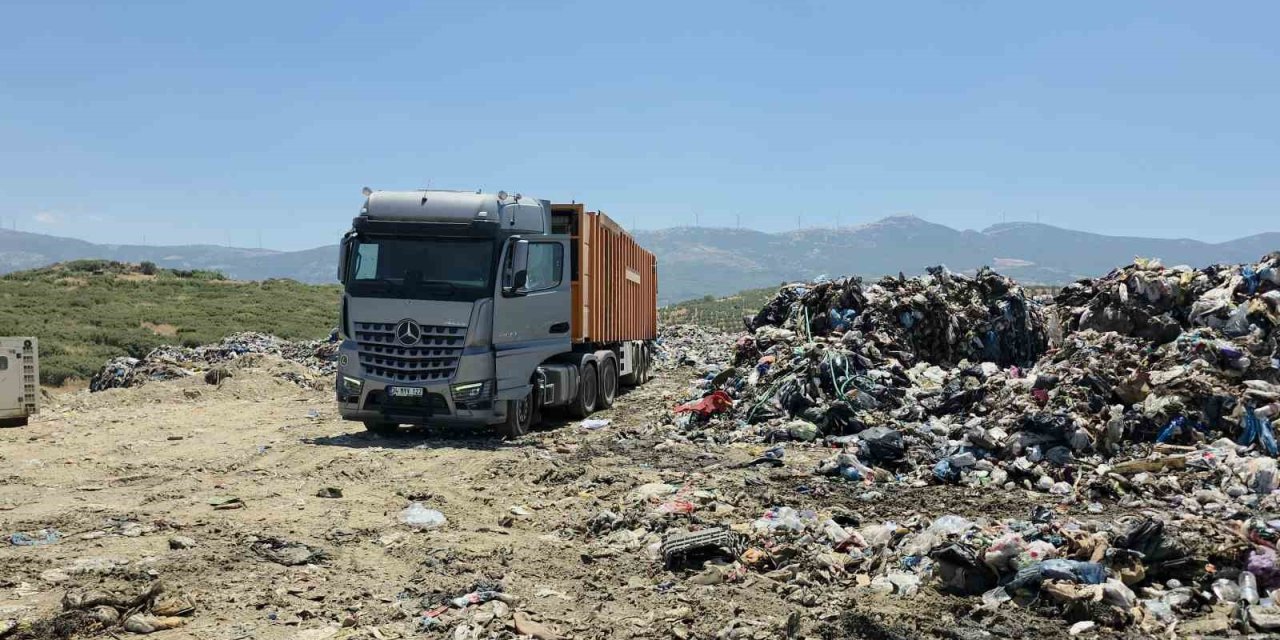 İzmir’in çöpü Tire’ye taşınıyor: Vatandaşlar tepkili