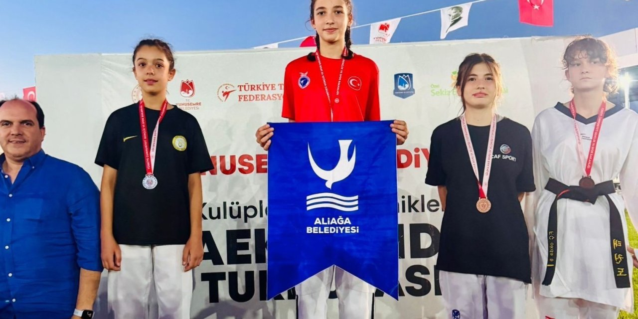 Aliağa’nın minik şampiyonları Manisa’dan zaferle döndü