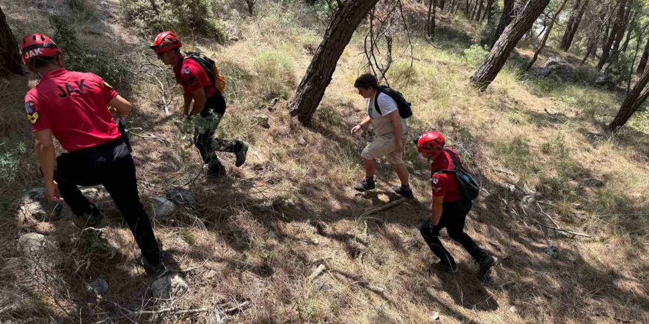 Fethiye’de ormanlık alanda kaybolan Rus turist bulundu